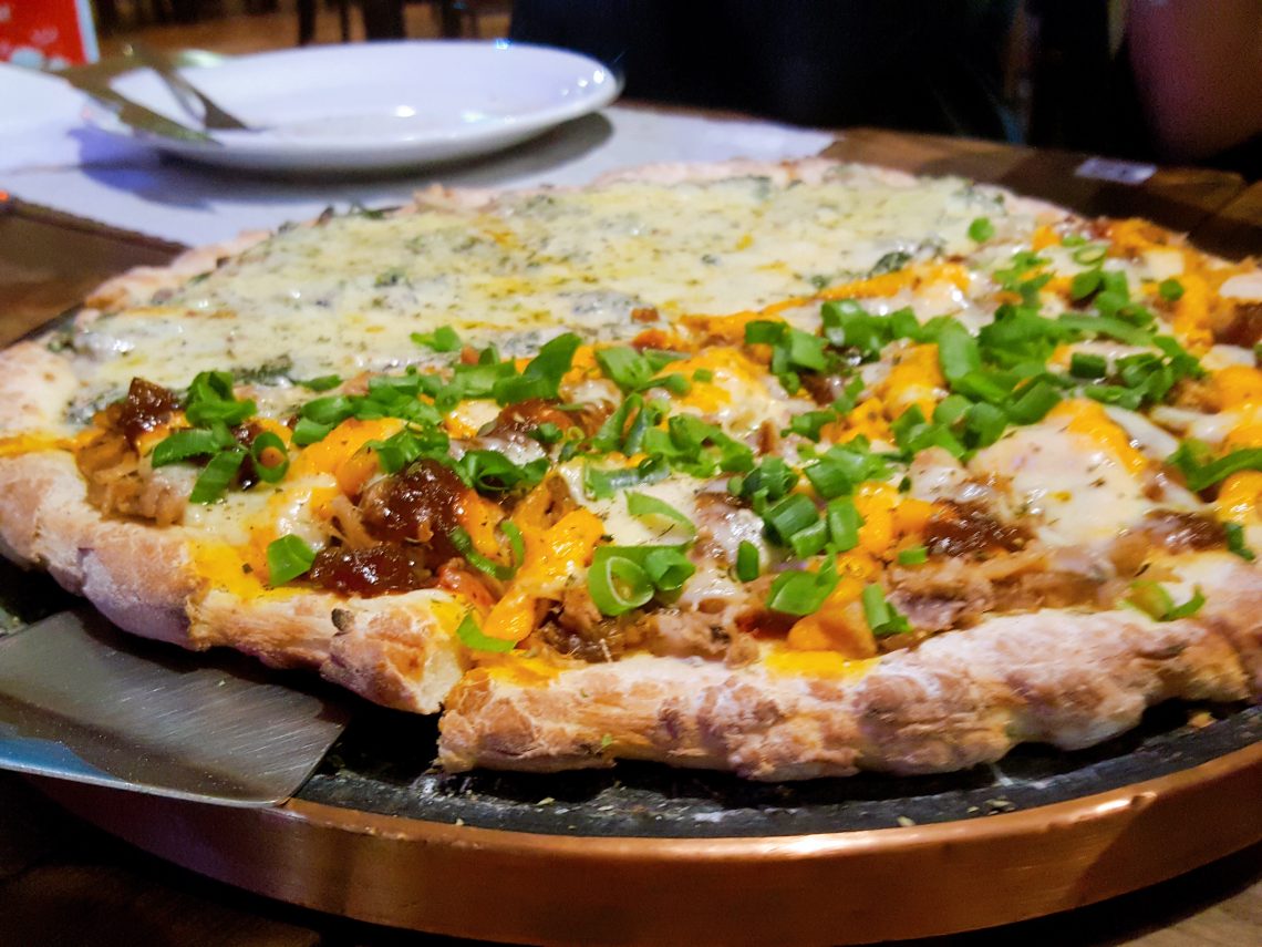 Rodízio de pizza em Curitiba - restaurante O Jardineiro inaugura nova  proposta - Bagagem para Dois